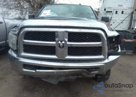 2015 Ram 2500 Tradesman из США, поврежденный, VIN 3C6UR5CL7FG681960